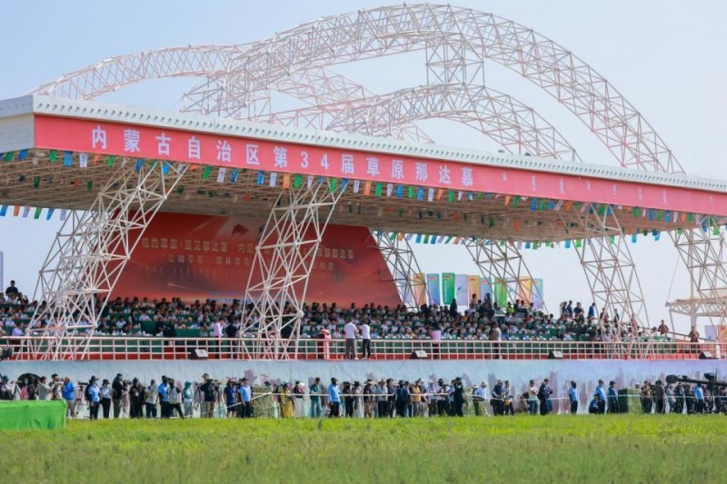 “相约草原·遇见那达慕”内蒙古自治区第34届草原那达慕 在锡林浩特隆重开幕