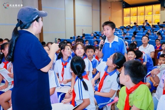 粤海街道生态保护进校园系列活动， “叶脉工坊”在深圳市南山外国语学校（集团）文华学校成功举办，该系列活动圆满结束